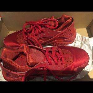 Red Nike Huaraches!